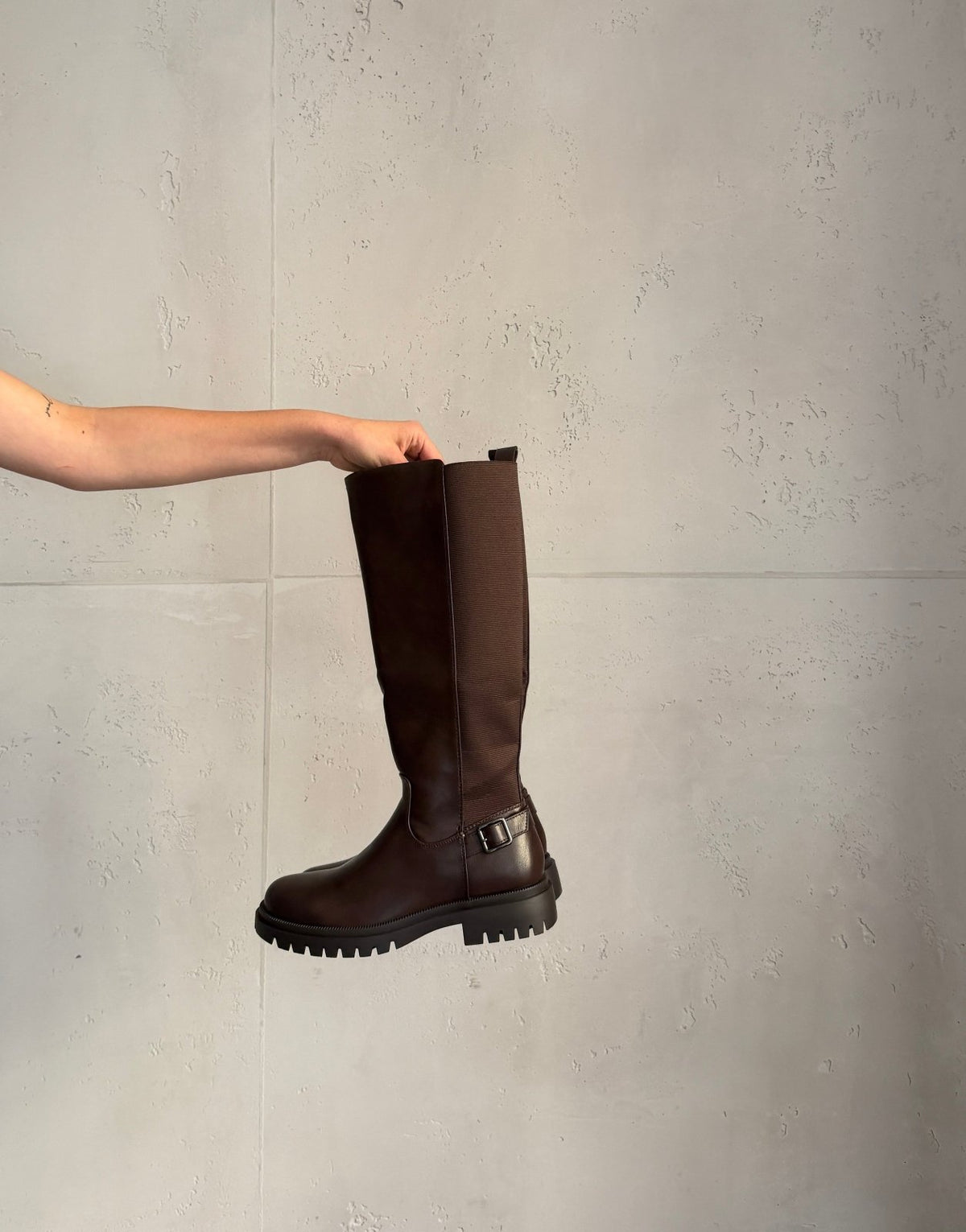 Braune Stiefel im Reiterstiefel-Design - Switch-Fashion