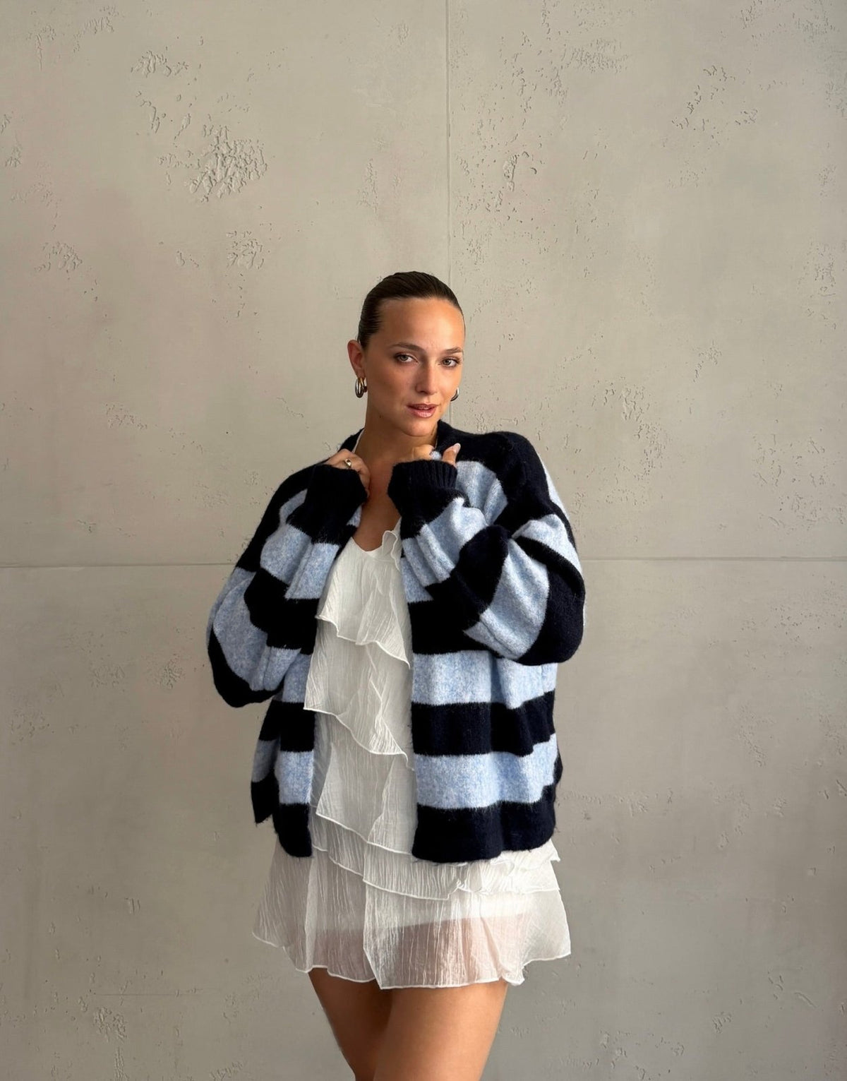 Button Strickjacke mit breiten Streifen - Switch-Fashion