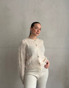 Cozy Basic: Kurze Strickjacke mit Zopfmuster - Switch - Fashion