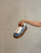 Denim Sneaker mit beiger Sohle in hellblau - Switch - Fashion