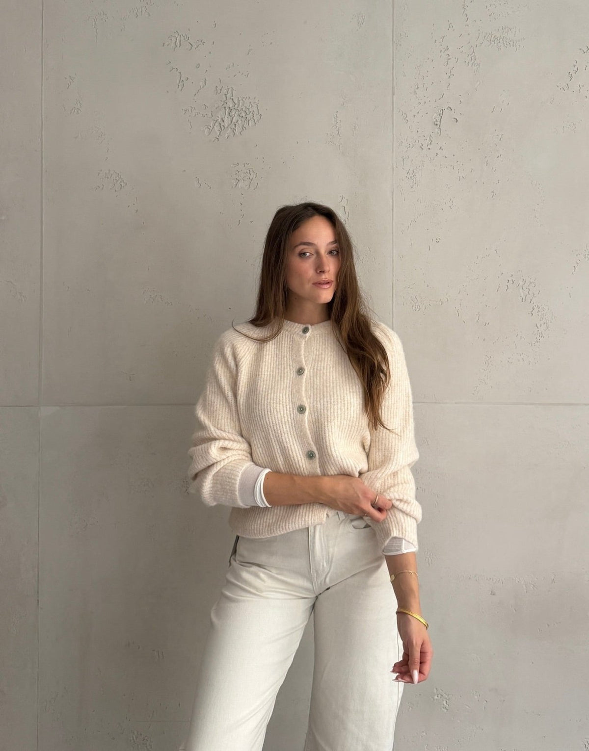 Gerippte Strickjacke mit Knopfleiste - Switch-Fashion