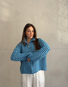 Gestreifte Strickjacke mit Reißverschluss & Stehkragen - Switch - Fashion