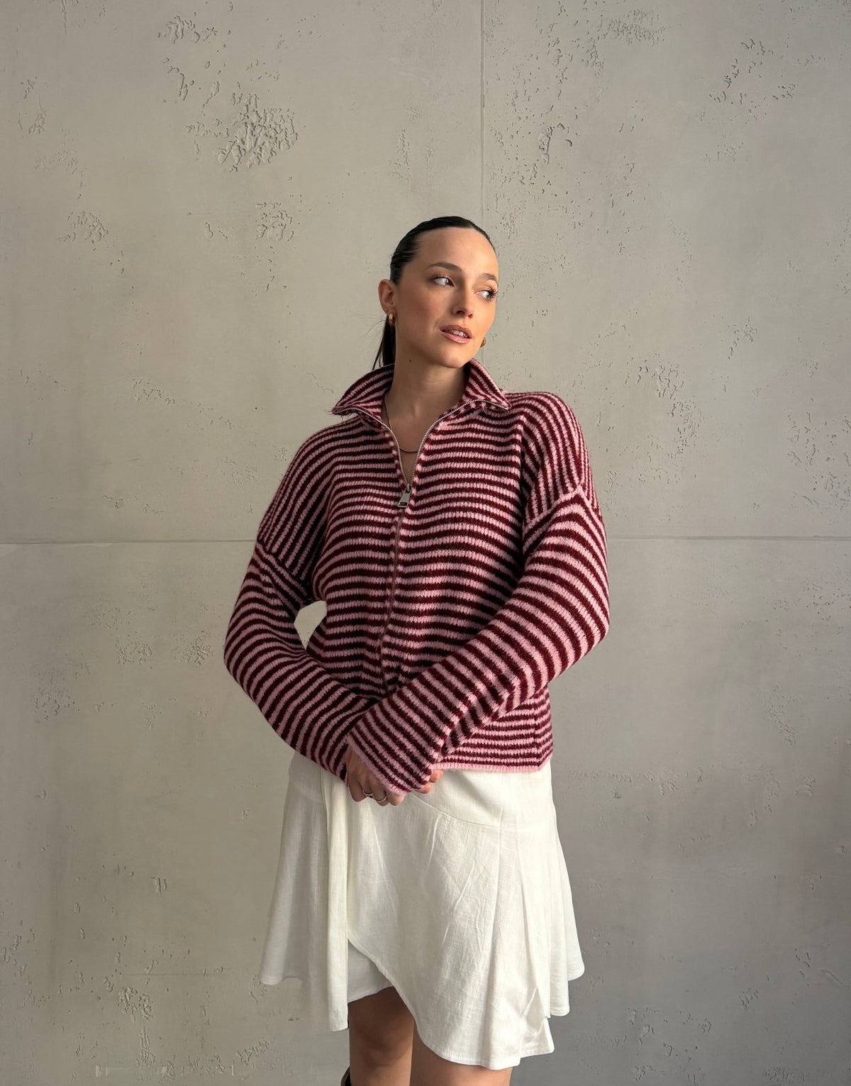 Gestreifte Strickjacke mit Reißverschluss & Stehkragen - Switch - Fashion