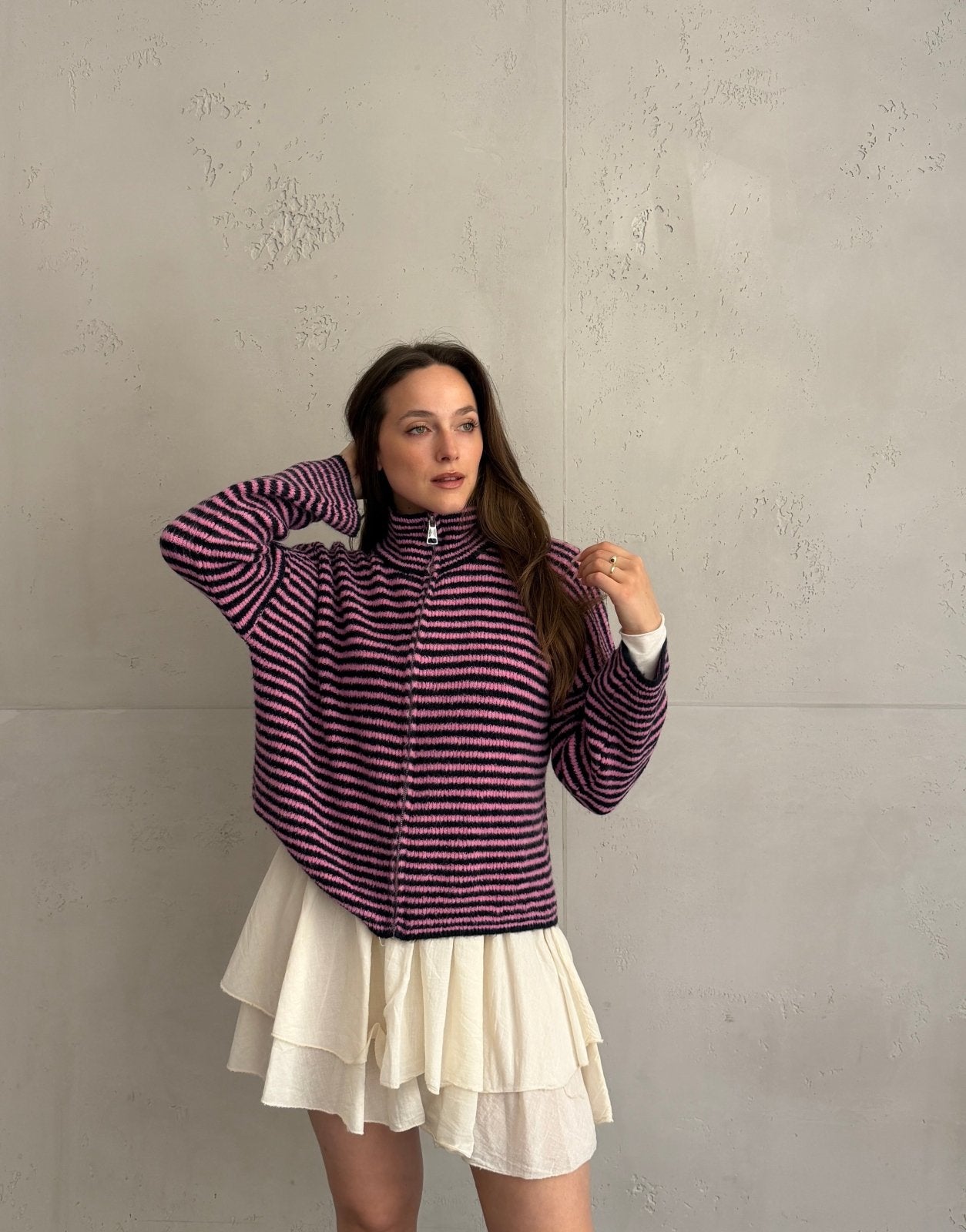 Gestreifte Strickjacke mit Reißverschluss & Stehkragen - Switch - Fashion