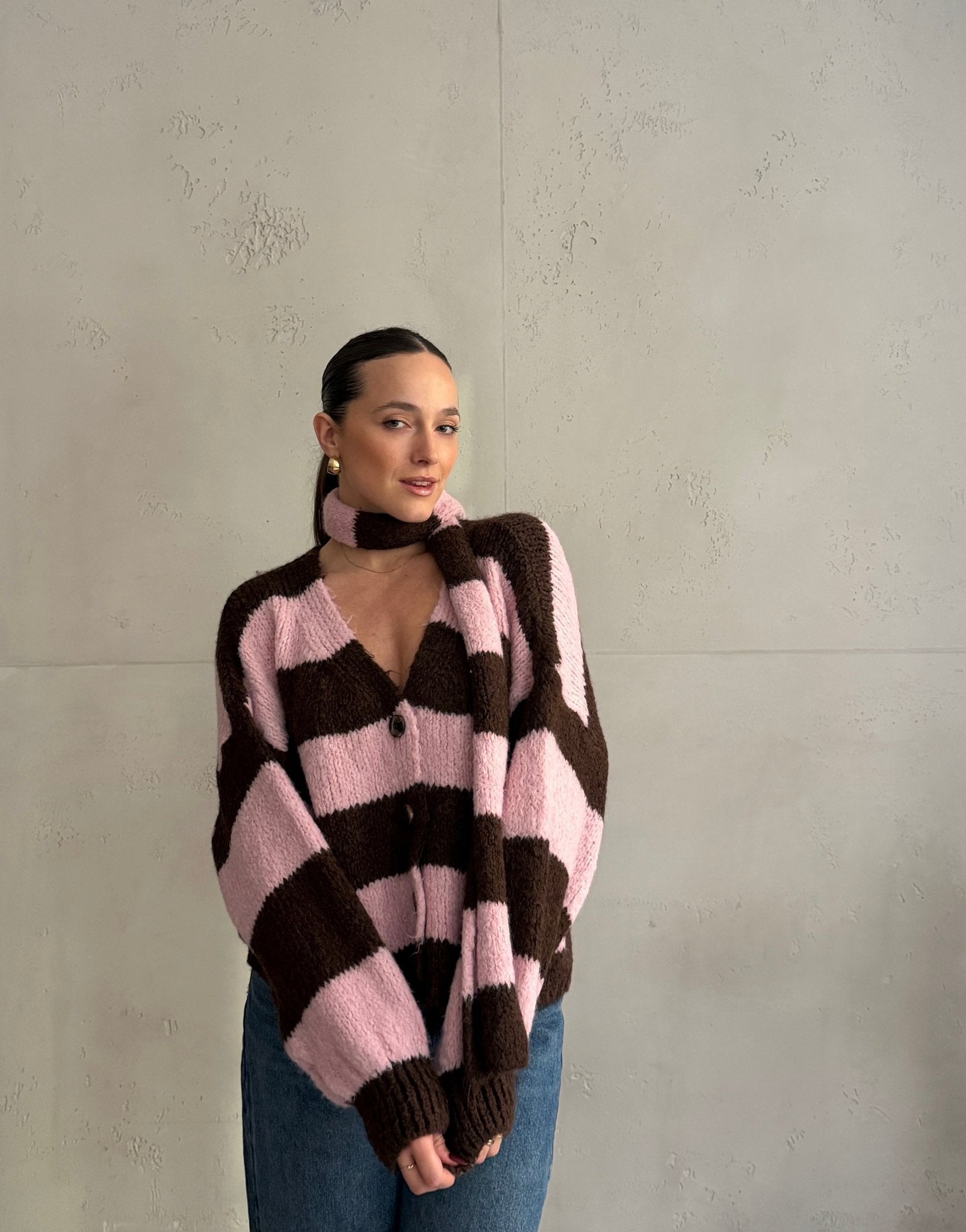 Gestreifte Strickjacke mit Schal & V - Ausschnitt - Switch - Fashion