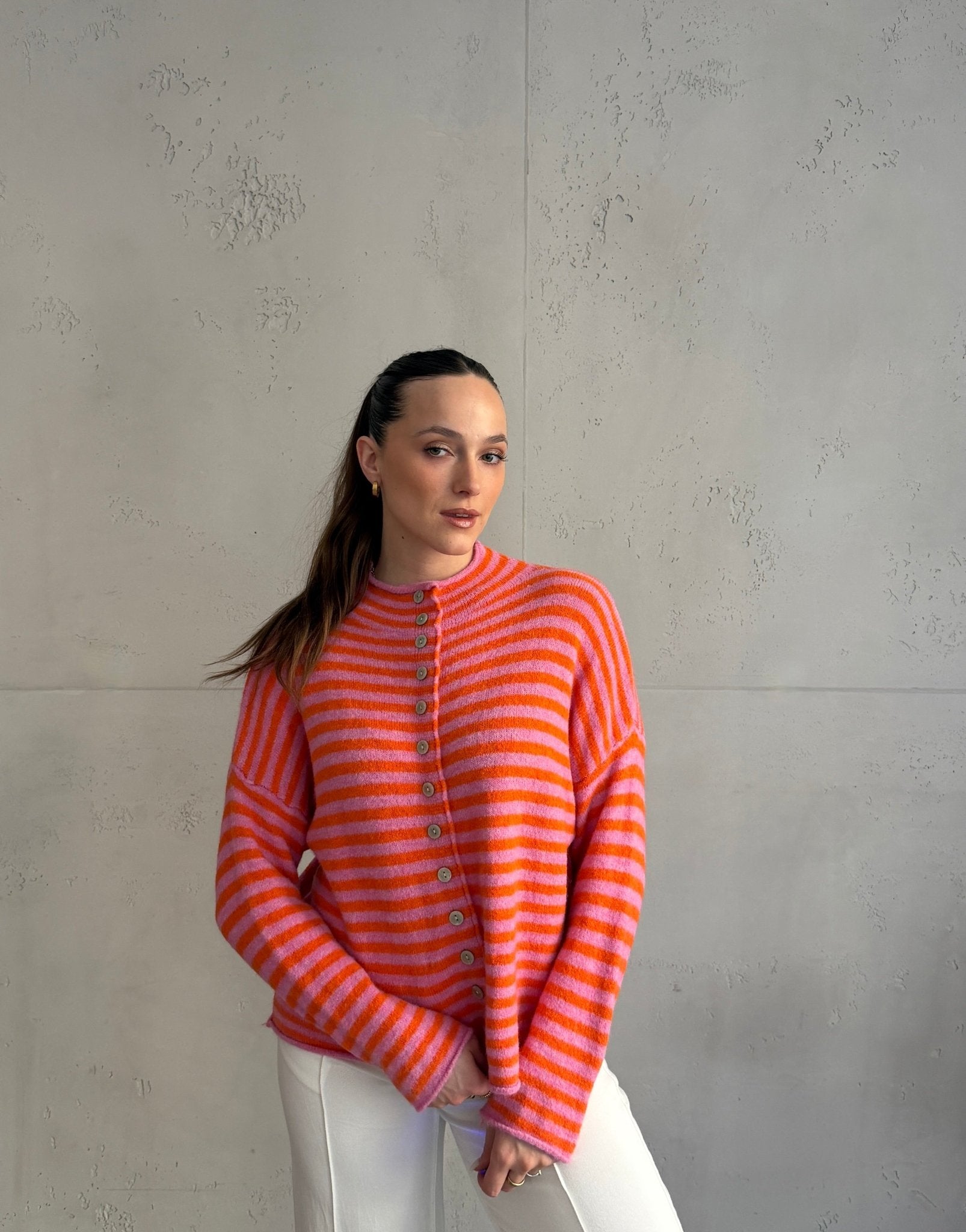 Gestreifte Strickjacke mit Stehkragen & Knöpfen - Switch - Fashion