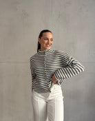 Gestreifte Strickjacke mit Stehkragen & Knöpfen - Switch - Fashion