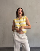 Gestreifter Knit Pullunder mit Goldknöpfen - Switch - Fashion