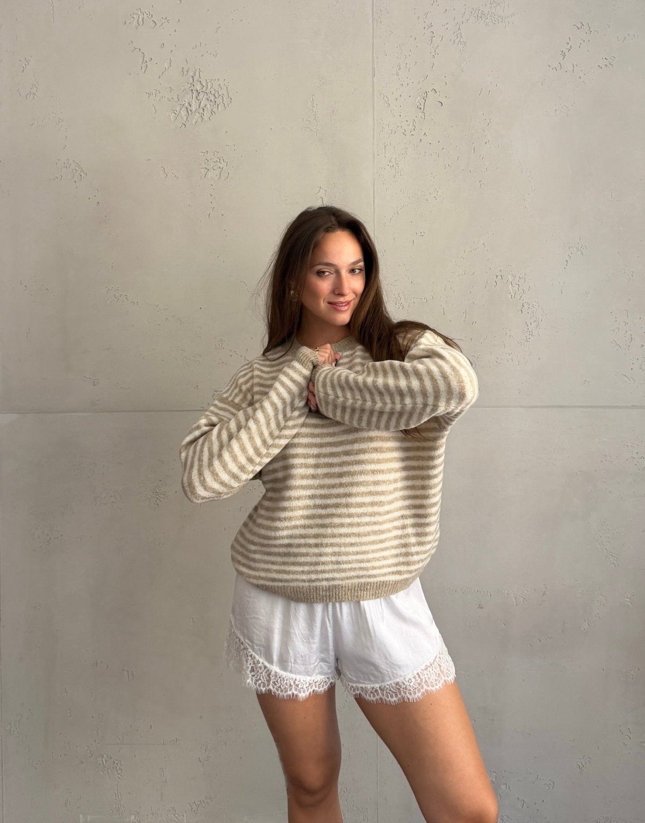 Gestreifter Pullover mit abgesetzter Naht - Switch-Fashion