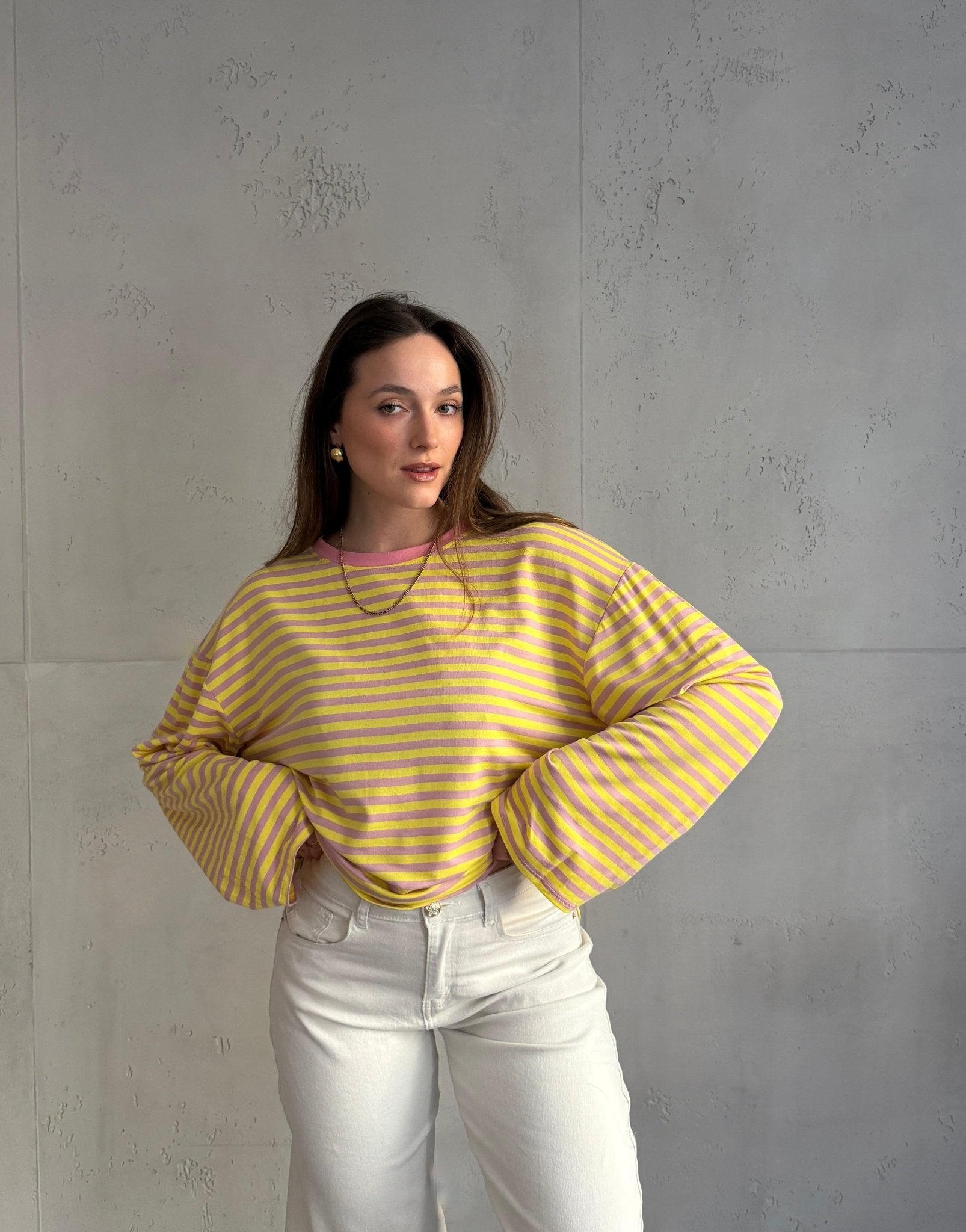 Gestreiftes Basic Longsleeve Shirt mit weitem Arm - Switch - Fashion