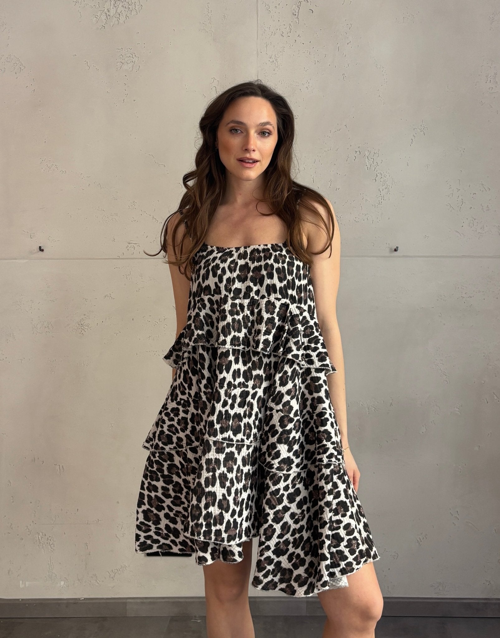 Gestuftes Leo Musselinkleid - Switch - Fashion