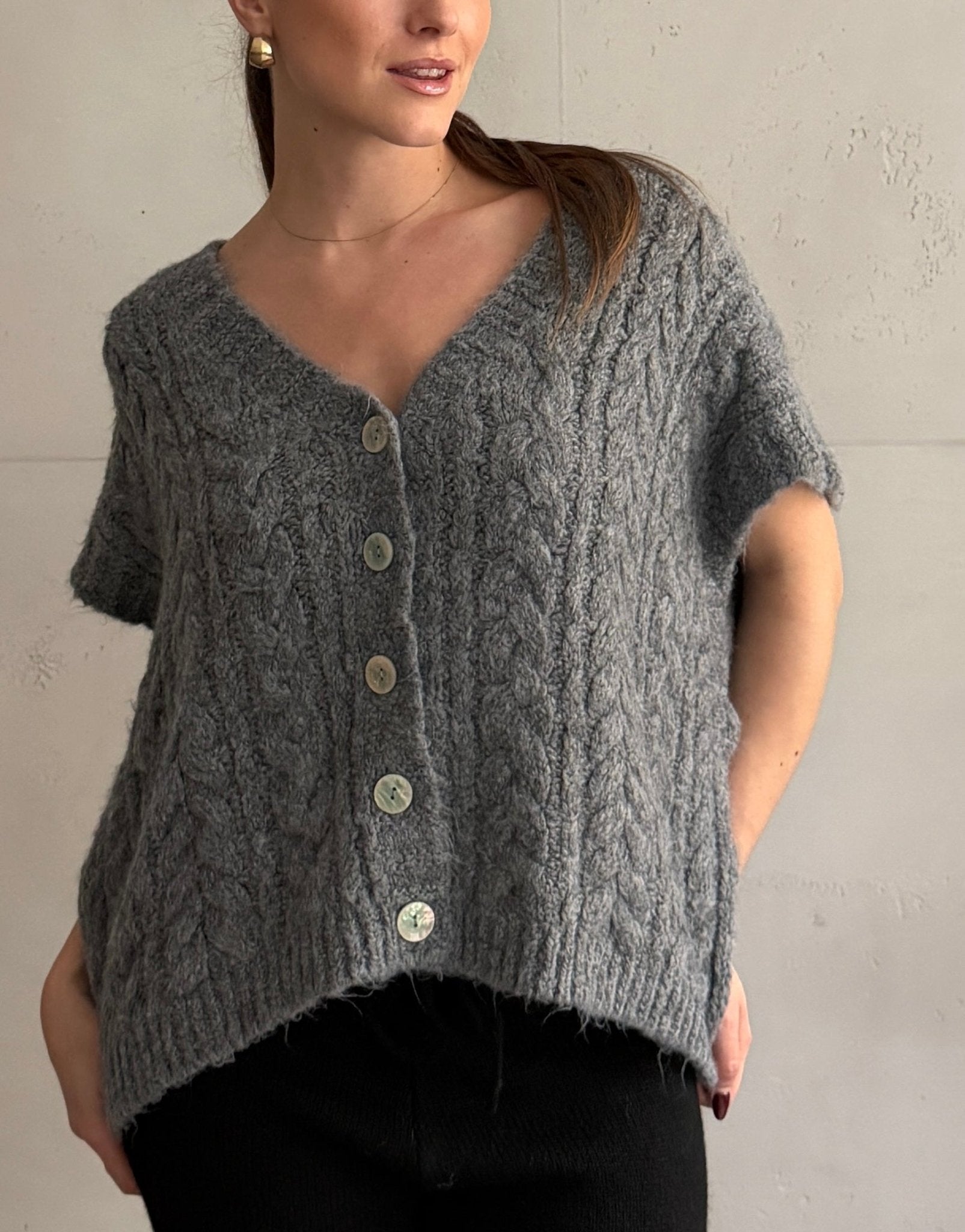 Grobstrick Pullunder mit Zopfmuster & Knopfleiste - Switch - Fashion