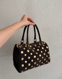 Große Leder-Handtasche mit Nieten – Braun
