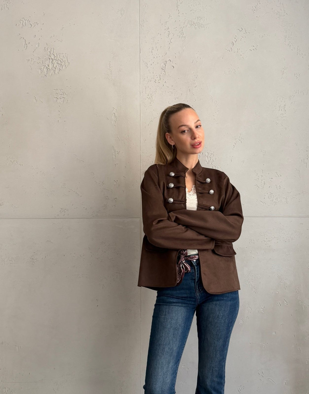 Jacke im Suede-Look mit Frog-Buttons - Switch-Fashion
