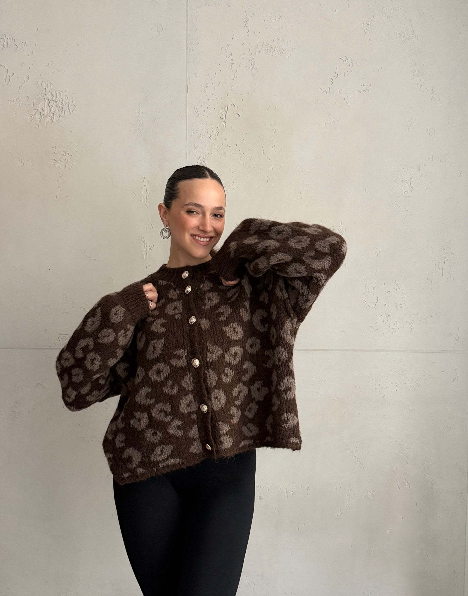 Kurze Leo Strickjacke mit goldenen Knöpfen - Switch - Fashion