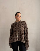 Kurze Leo Strickjacke mit goldenen Knöpfen - Switch - Fashion