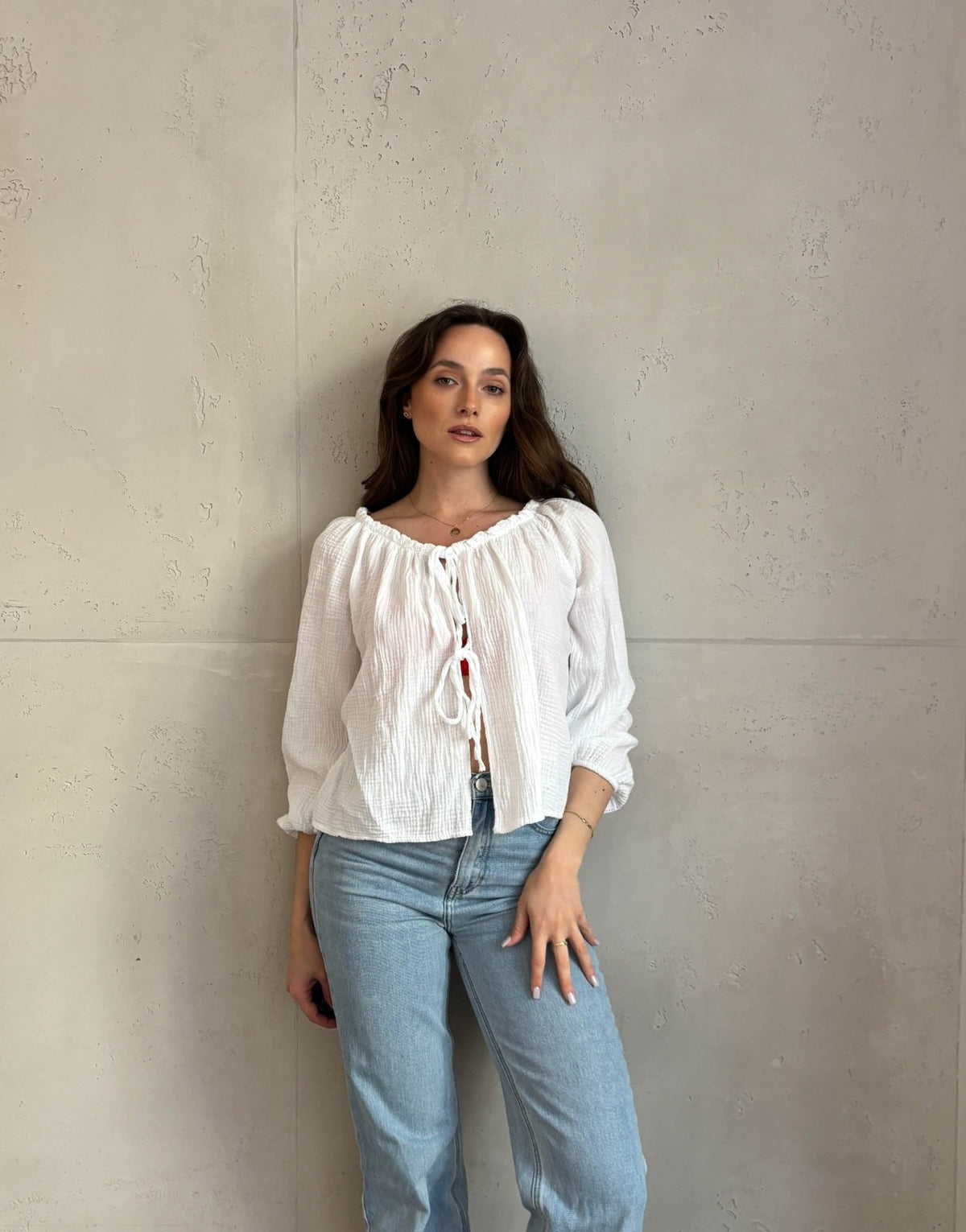 Kurze Musselinbluse mit Schleifen und Gummizug - Switch - Fashion