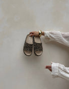 Leo Slides – Animal Print, Gummi, zwei Farben - Switch-Fashion
