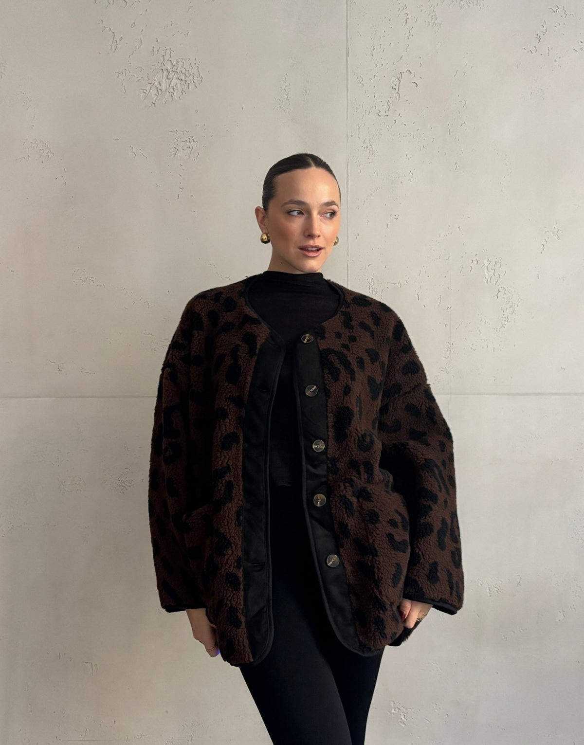 Leo Teddy Jacke mit Knöpfen - Switch - Fashion