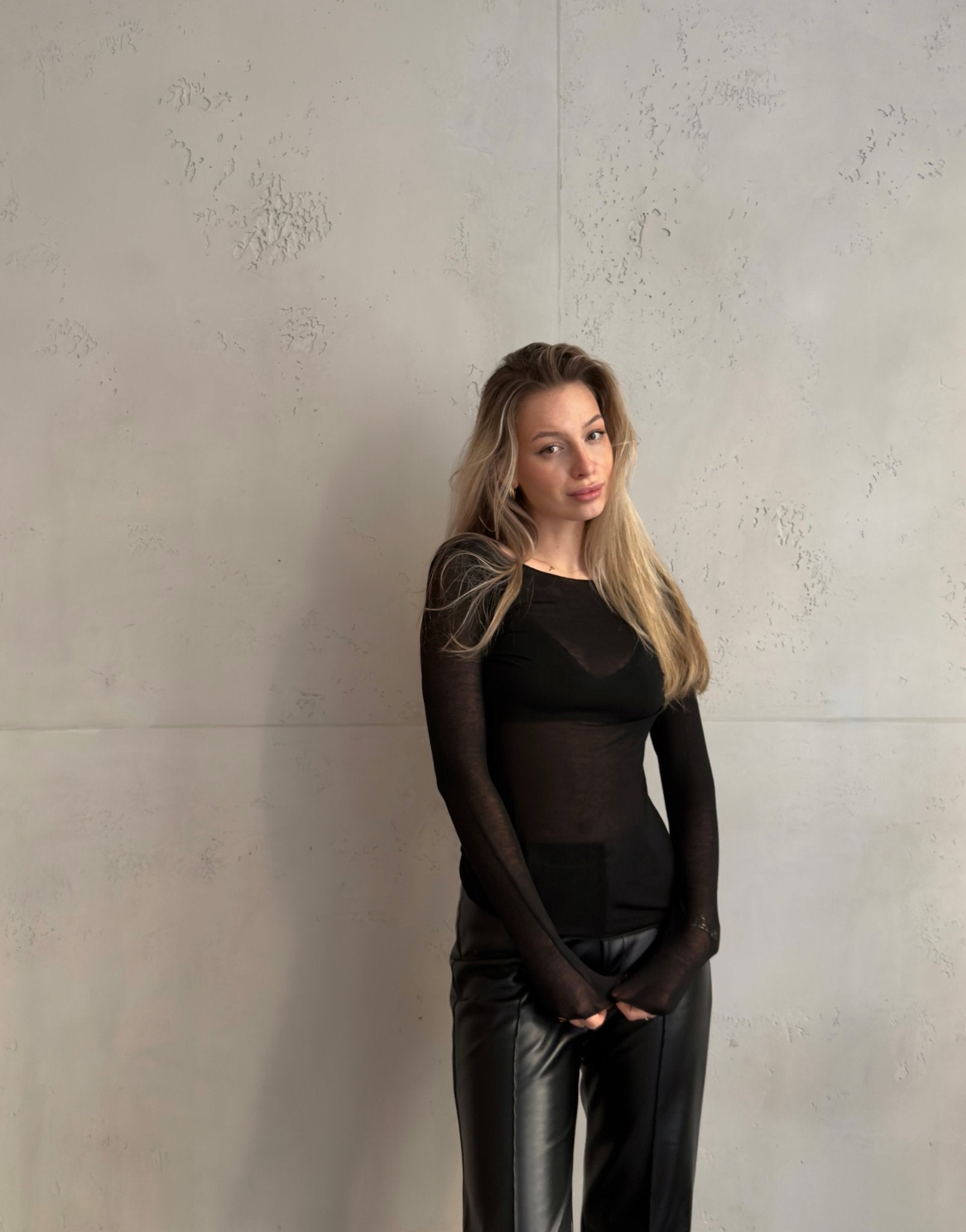 Luxury Basic: Longsleeve mit Cashmere - Blend - Switch - Fashion