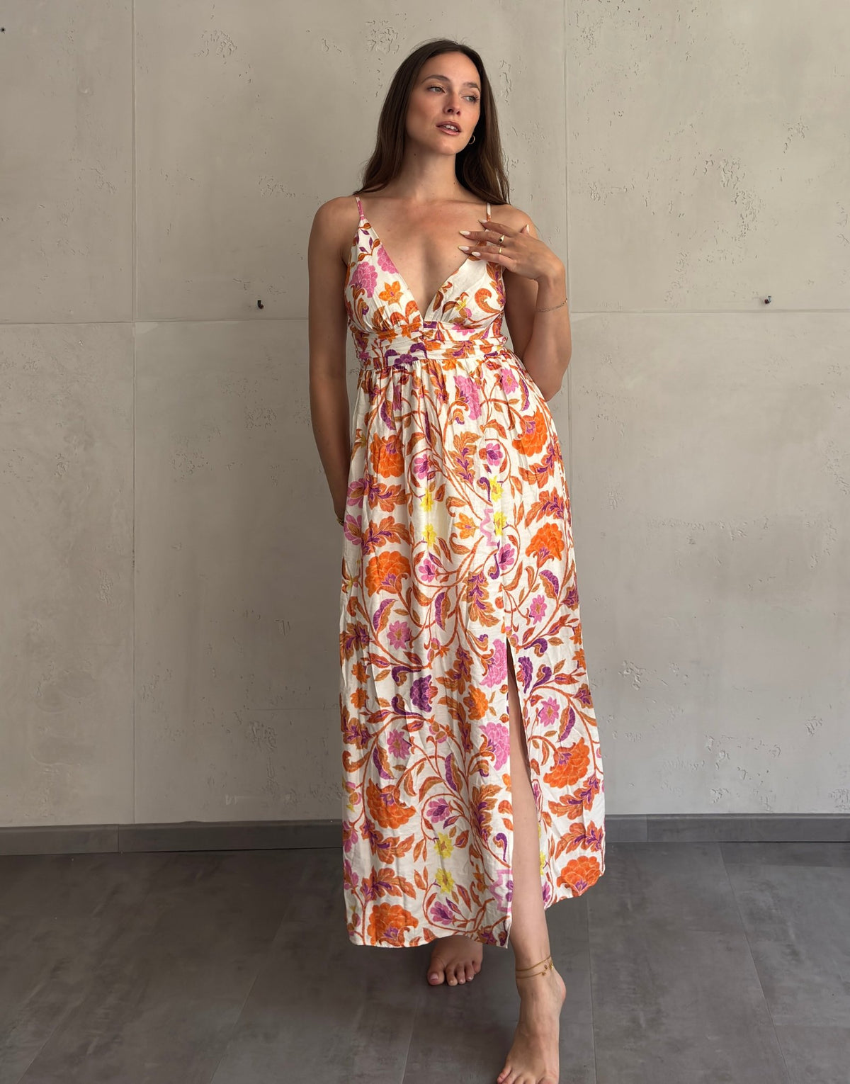 Maxi Flowerprint Kleid mit Schlitz & verstellbaren Spaghettiträgern