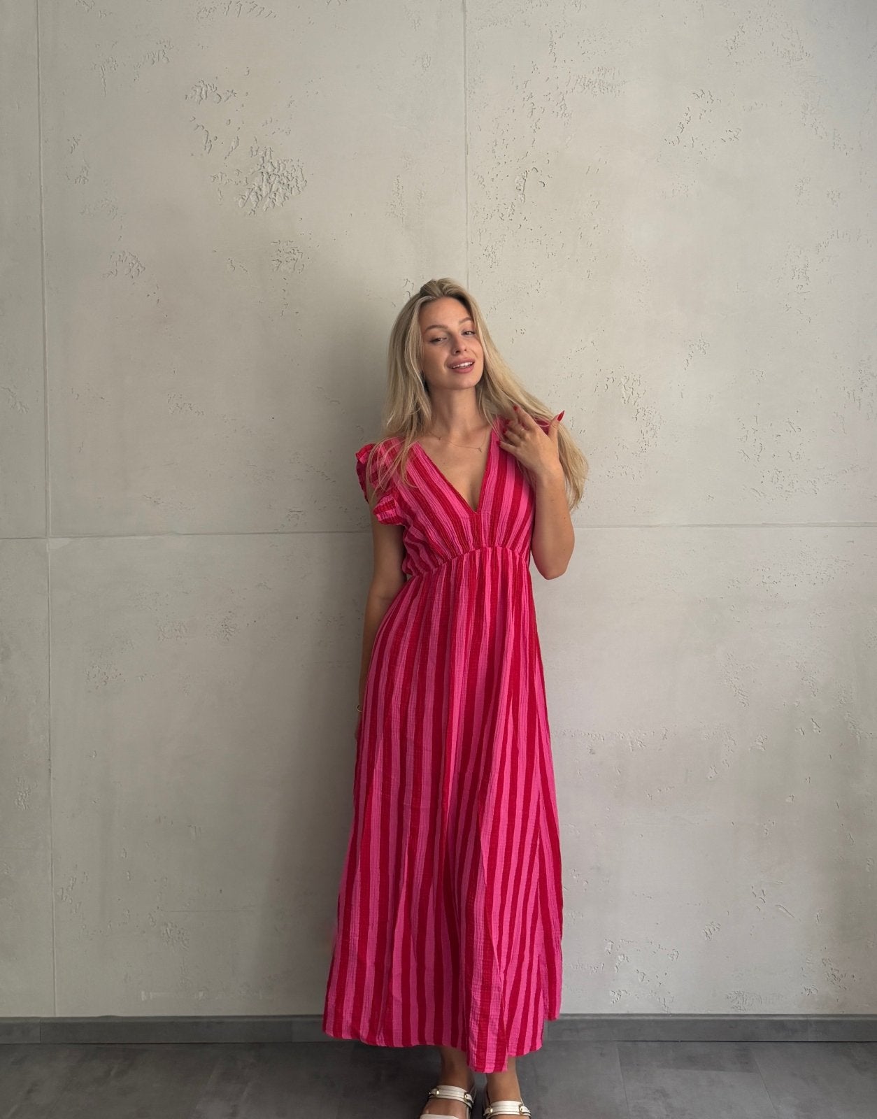 Maxikleid mit Rückenausschnitt in breiten Streifen - Switch-Fashion