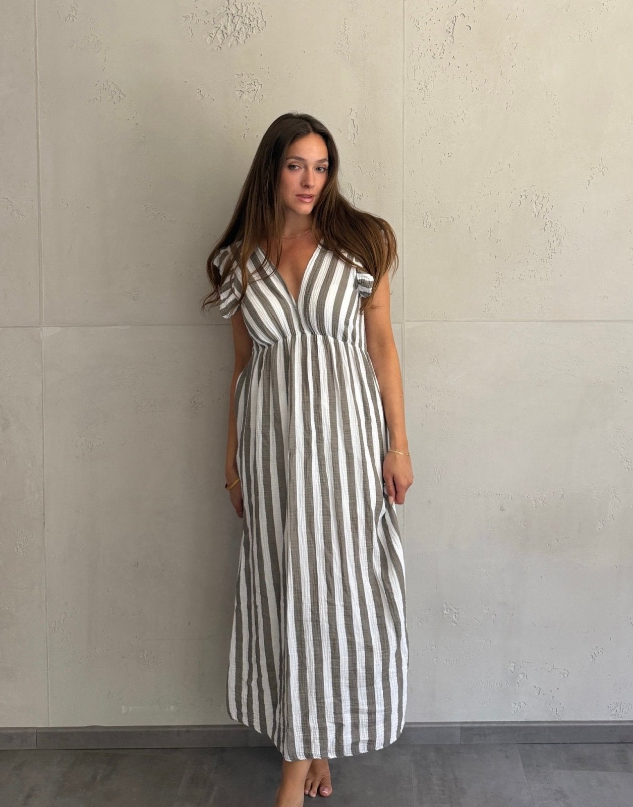 Maxikleid mit Rückenausschnitt in breiten Streifen - Switch-Fashion