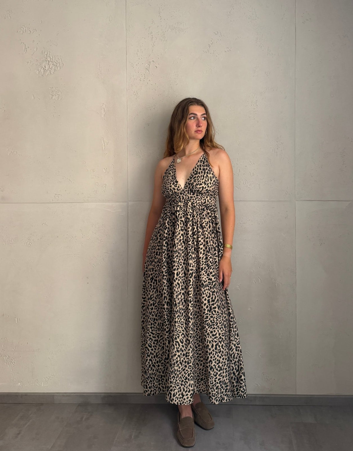 Maxikleid mit X-Rücken und Spaghettiträgern in Leo - Switch-Fashion