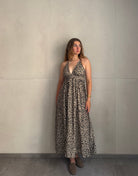 Maxikleid mit X-Rücken und Spaghettiträgern in Leo - Switch-Fashion
