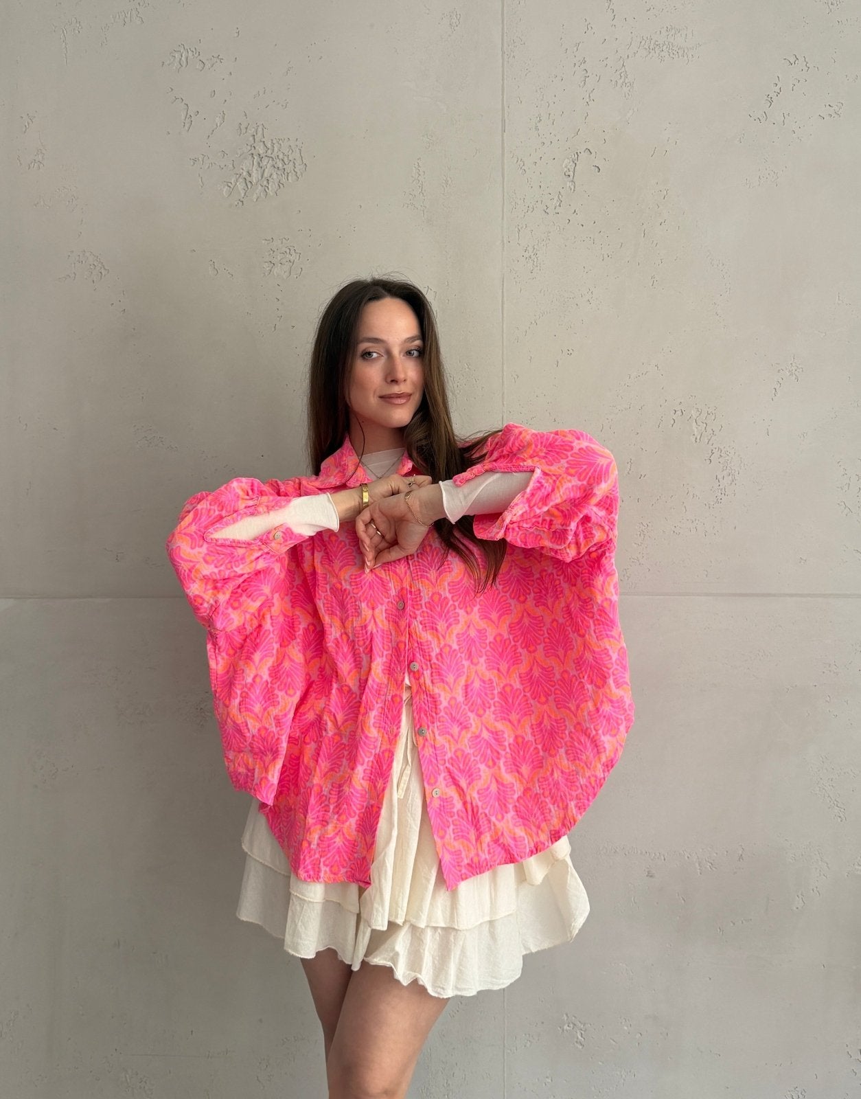 Musselin Bluse mit Neon - Muster – Oversize, durchgeknöpft, 100% Baumwolle - Switch - Fashion