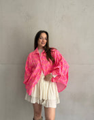 Musselin Bluse mit Neon - Muster – Oversize, durchgeknöpft, 100% Baumwolle - Switch - Fashion