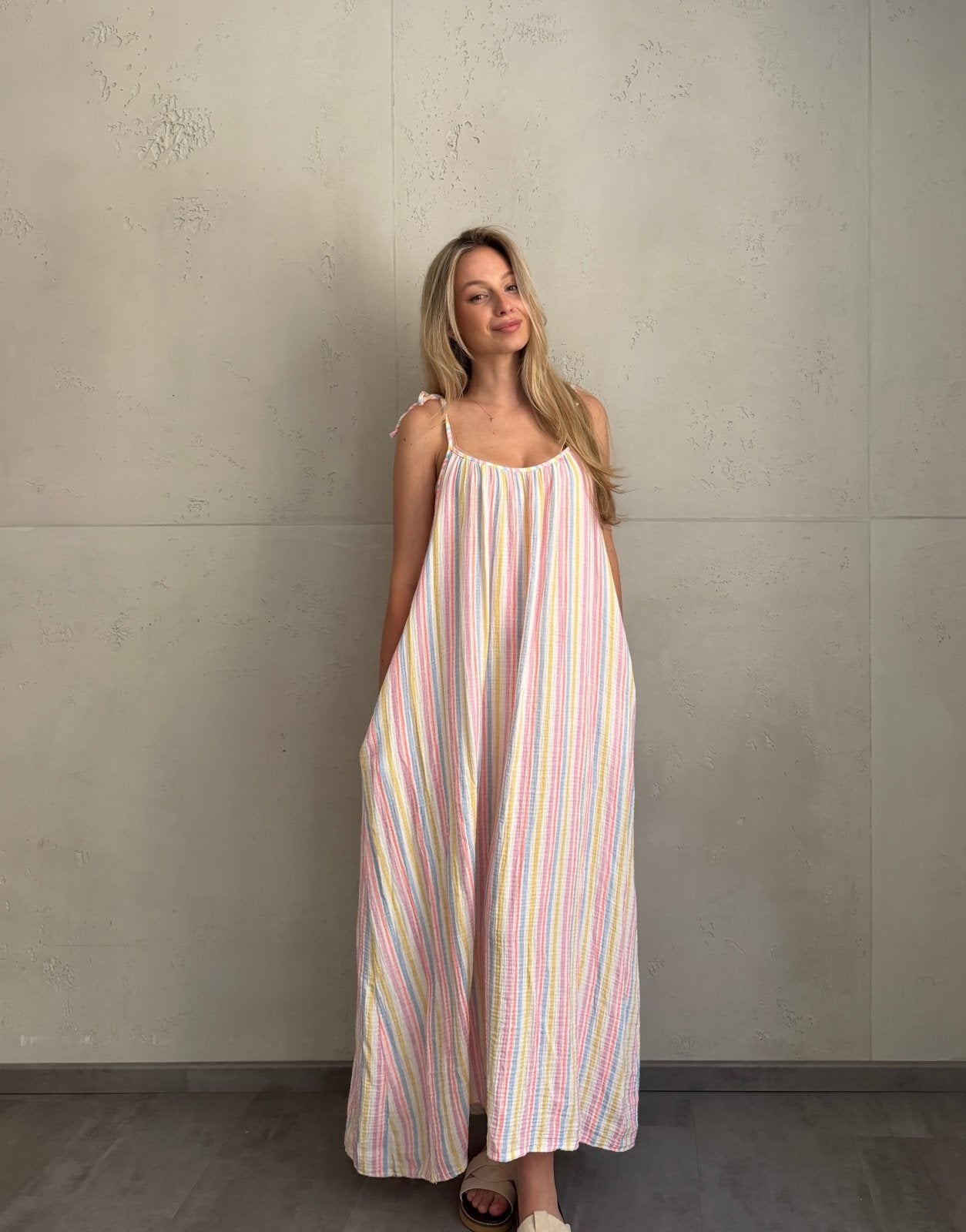 Musselin Maxikleid mit Pastellstreifen & Spaghettiträgern – 100% Baumwolle - Switch - Fashion