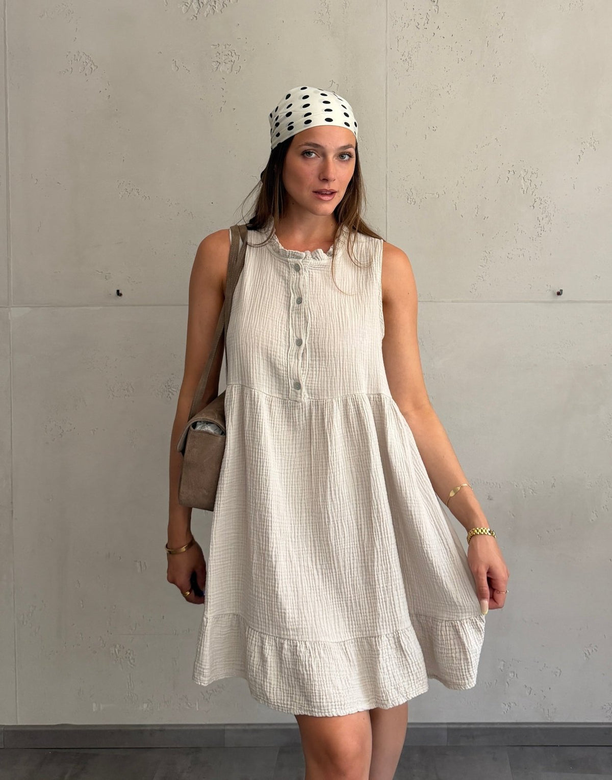 Musselin Minikleid mit Rüschenkragen – Ärmellos, Uni - Switch-Fashion
