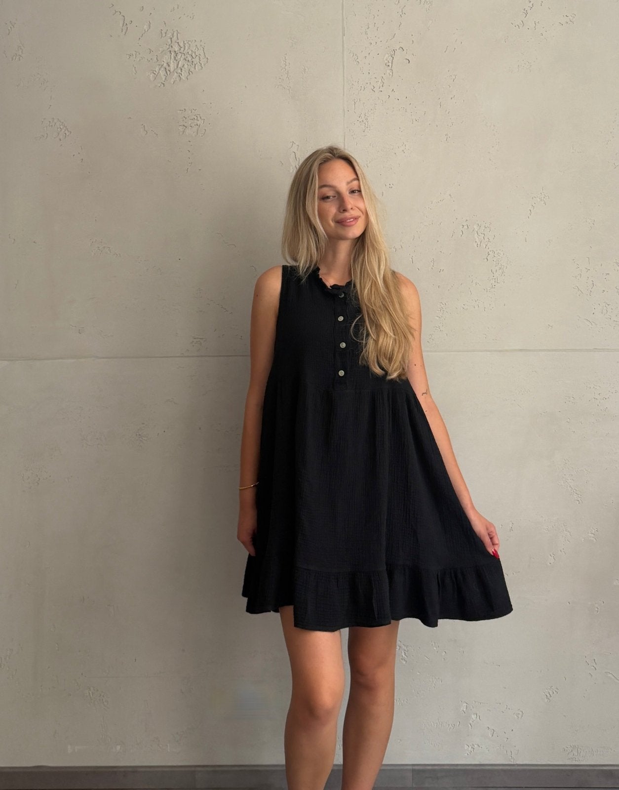 Musselin Minikleid mit Rüschenkragen – Ärmellos, Uni - Switch-Fashion