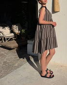 Musselin Minikleid mit Streifen & Rüschenärmel – 100% Baumwolle - Switch-Fashion
