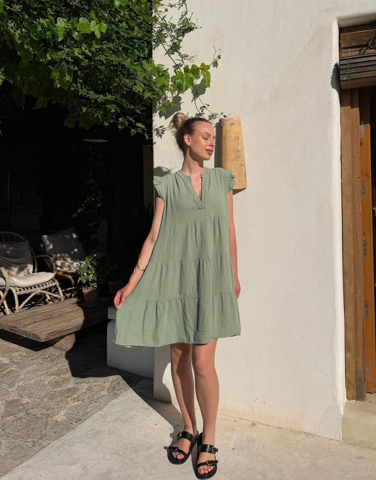 Musselin Minikleid Uni mit Rüschenärmel – 100% Baumwolle - Switch-Fashion