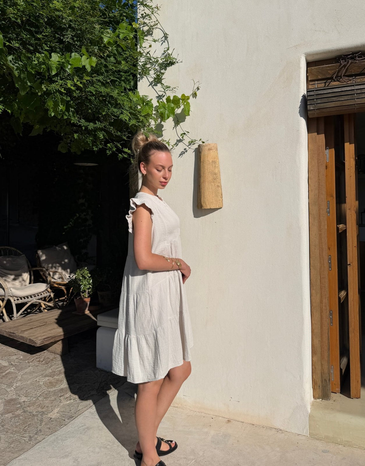 Musselin Minikleid Uni mit Rüschenärmel – 100% Baumwolle - Switch-Fashion