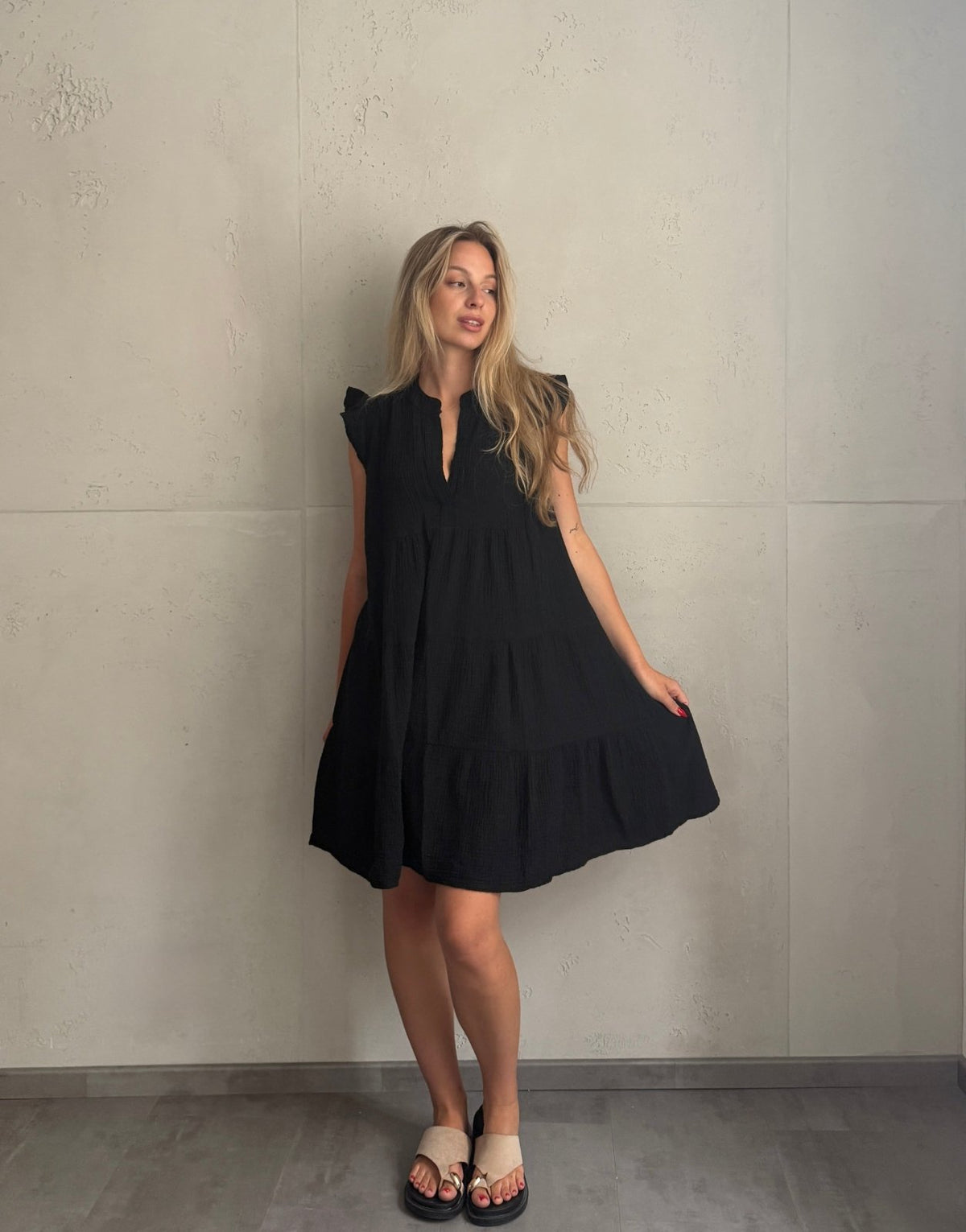 Musselin Minikleid Uni mit Rüschenärmel – 100% Baumwolle - Switch-Fashion