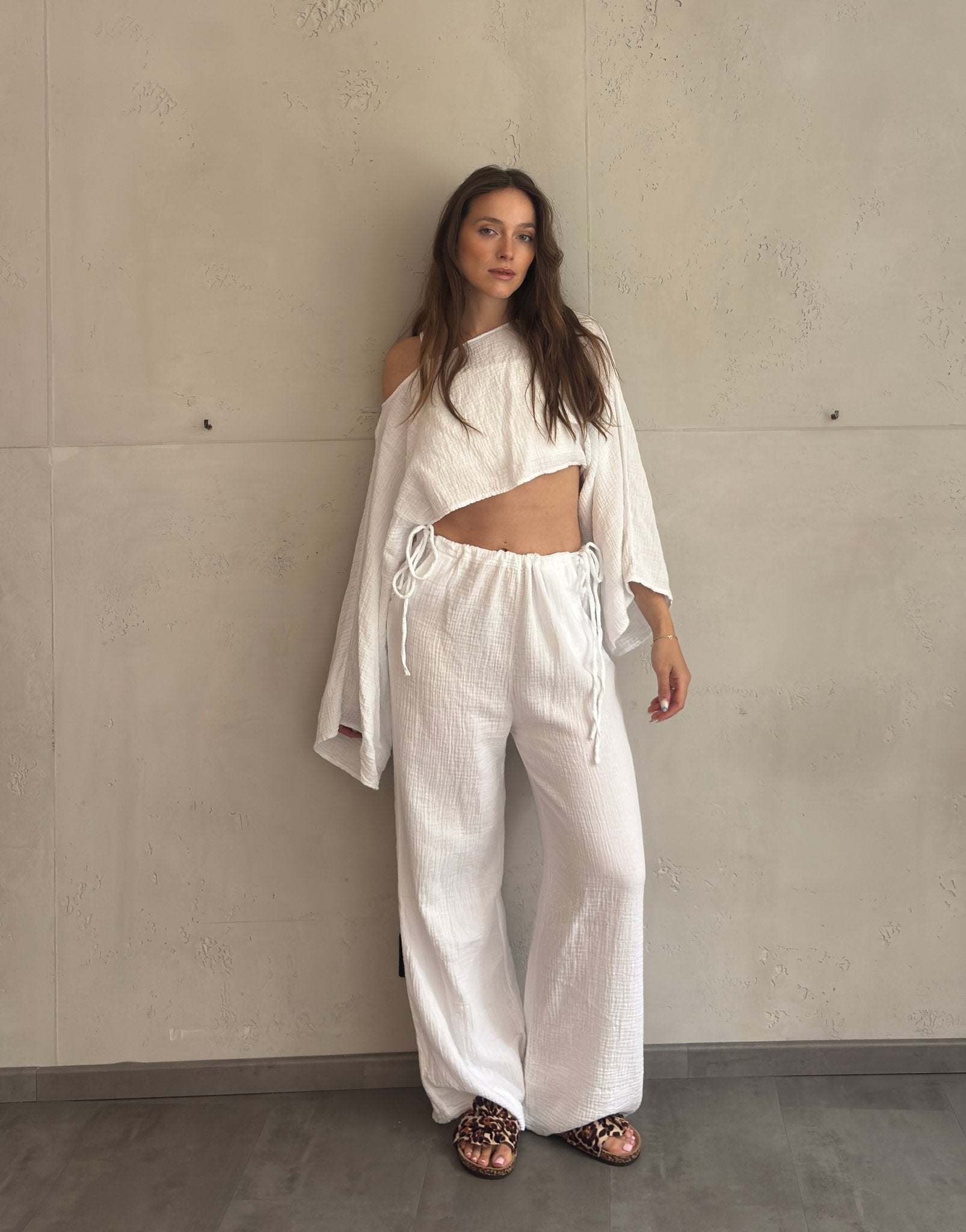 Musselin Set aus weiter Bluse und verstellbarer Hose - Switch - Fashion