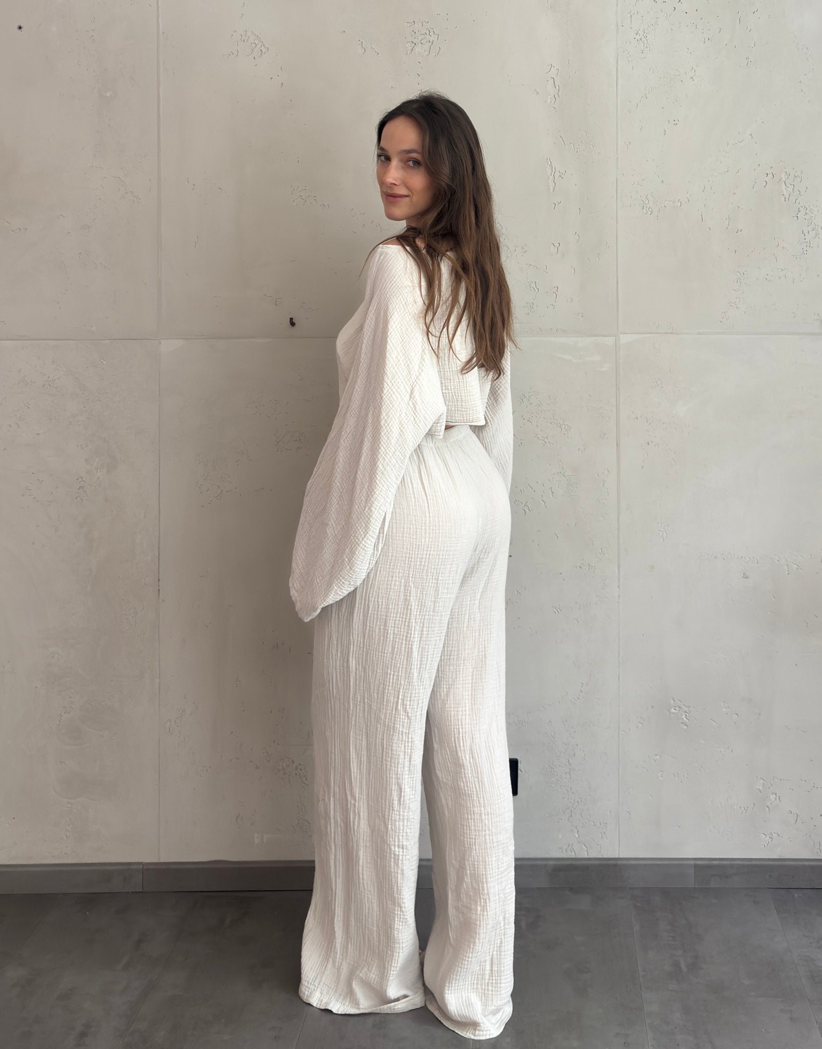 Musselin Set aus weiter Bluse und verstellbarer Hose - Switch - Fashion