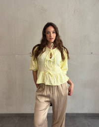 Musselinbluse zum Binden