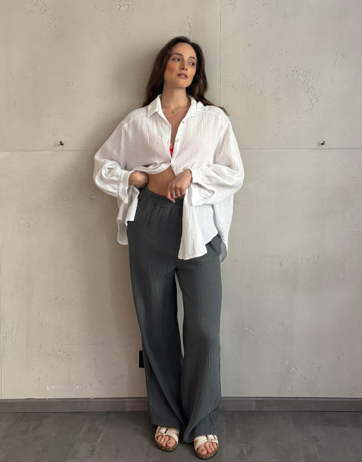 Unifarbene Musselinhose aus 100% Baumwolle