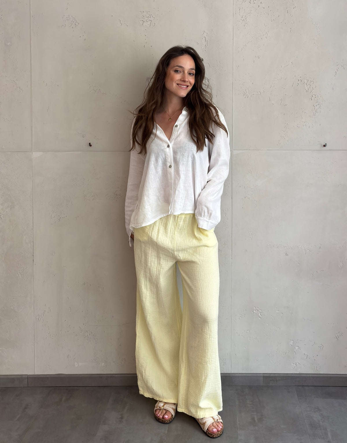 Unifarbene Musselinhose aus 100% Baumwolle
