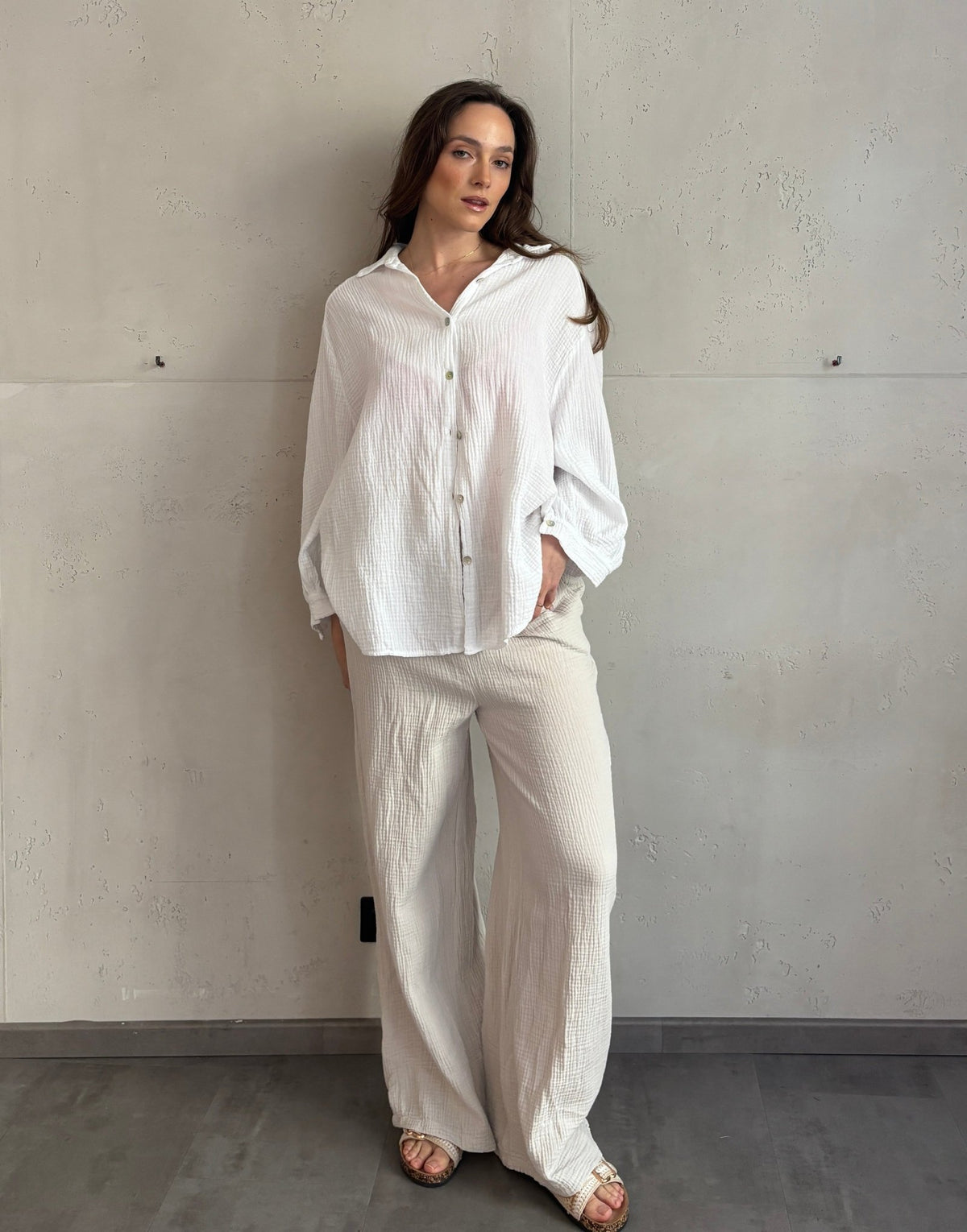 Unifarbene Musselinhose aus 100% Baumwolle