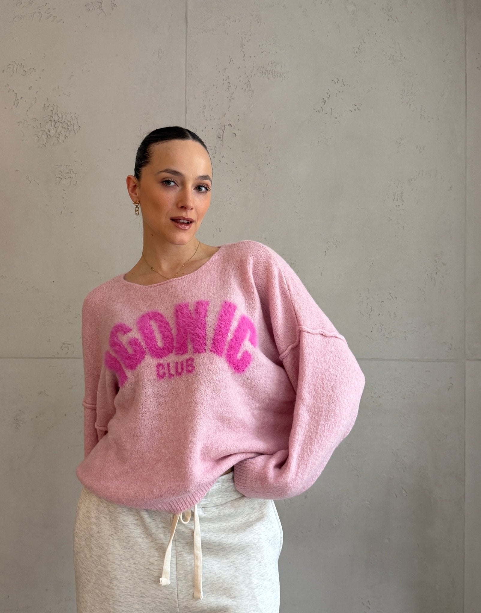 Oversize Pullover "ICONIC" mit Außennaht - Switch - Fashion