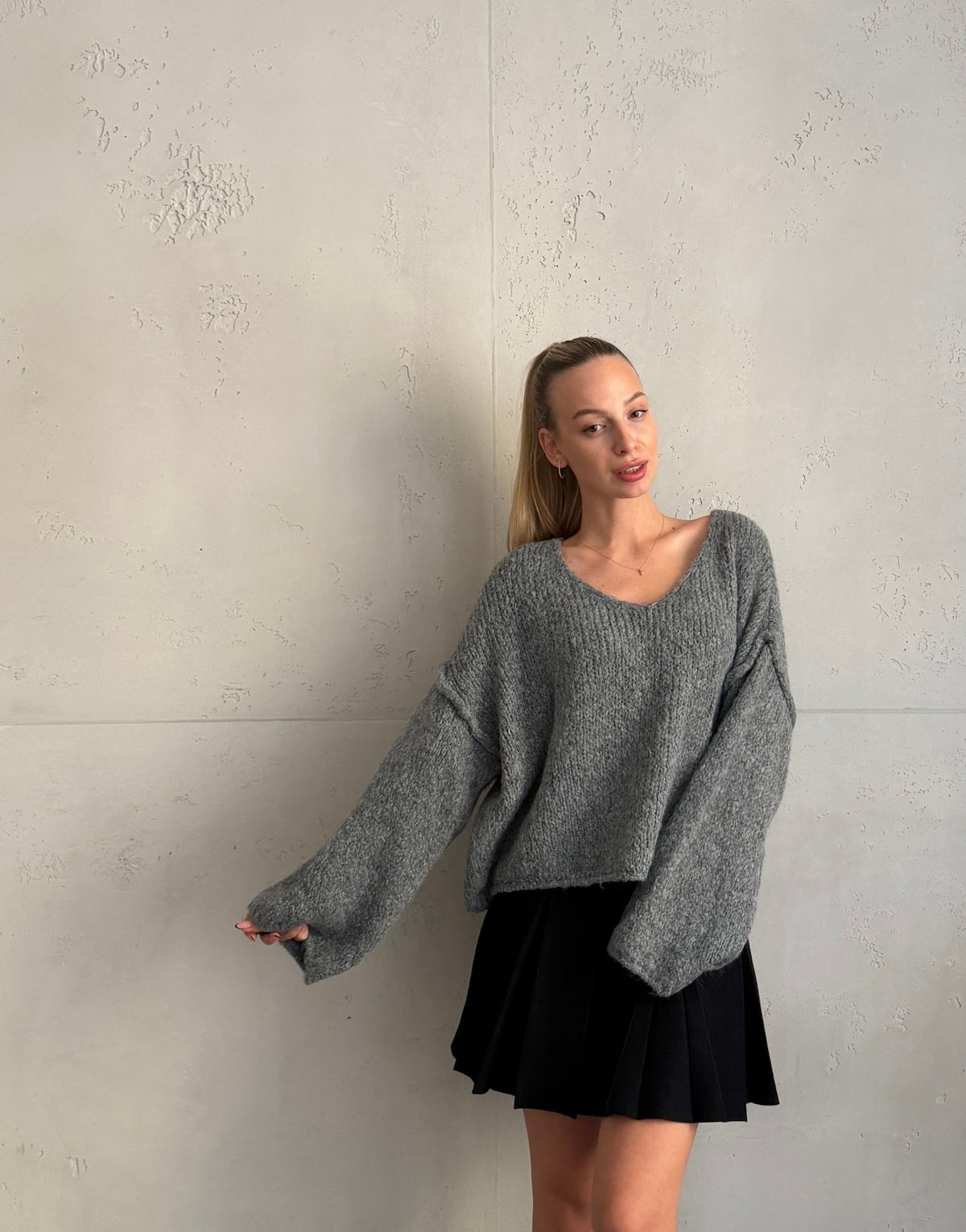 Oversize Pullover mit V-Ausschnitt - Switch-Fashion