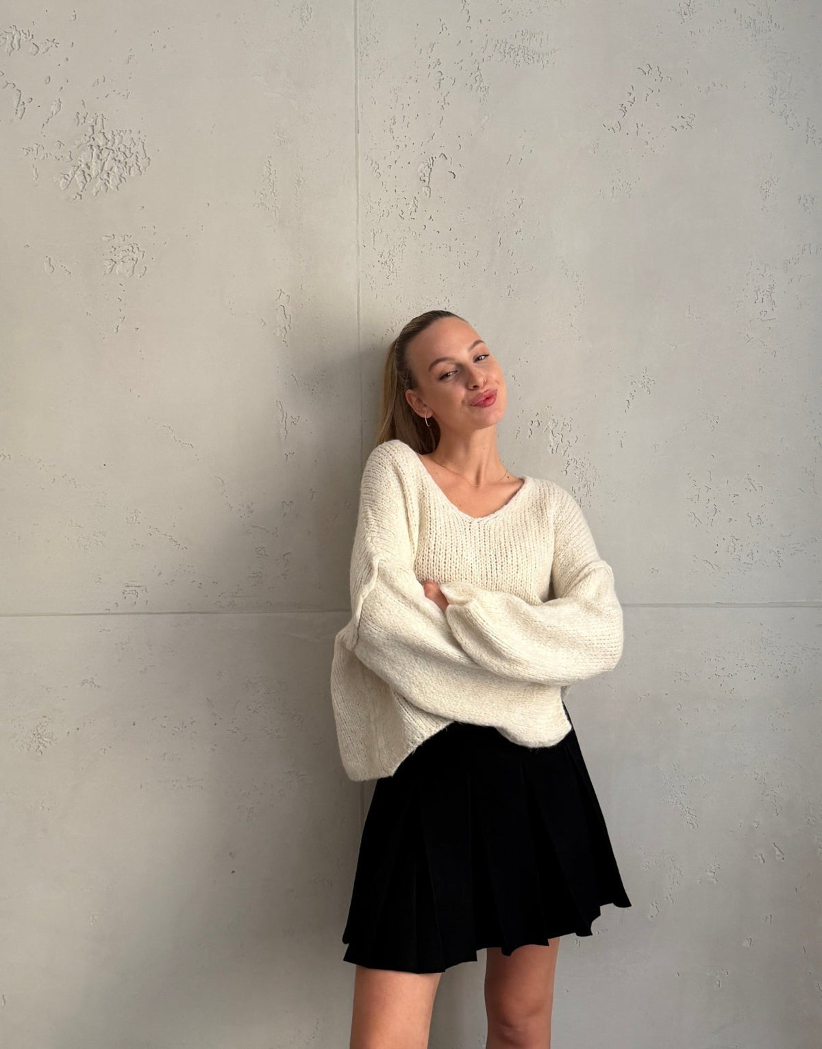 Oversize Pullover mit V-Ausschnitt - Switch-Fashion