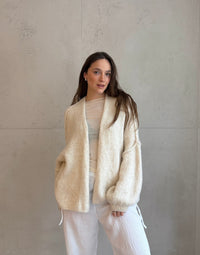 Oversize Strickjacke mit Außennaht