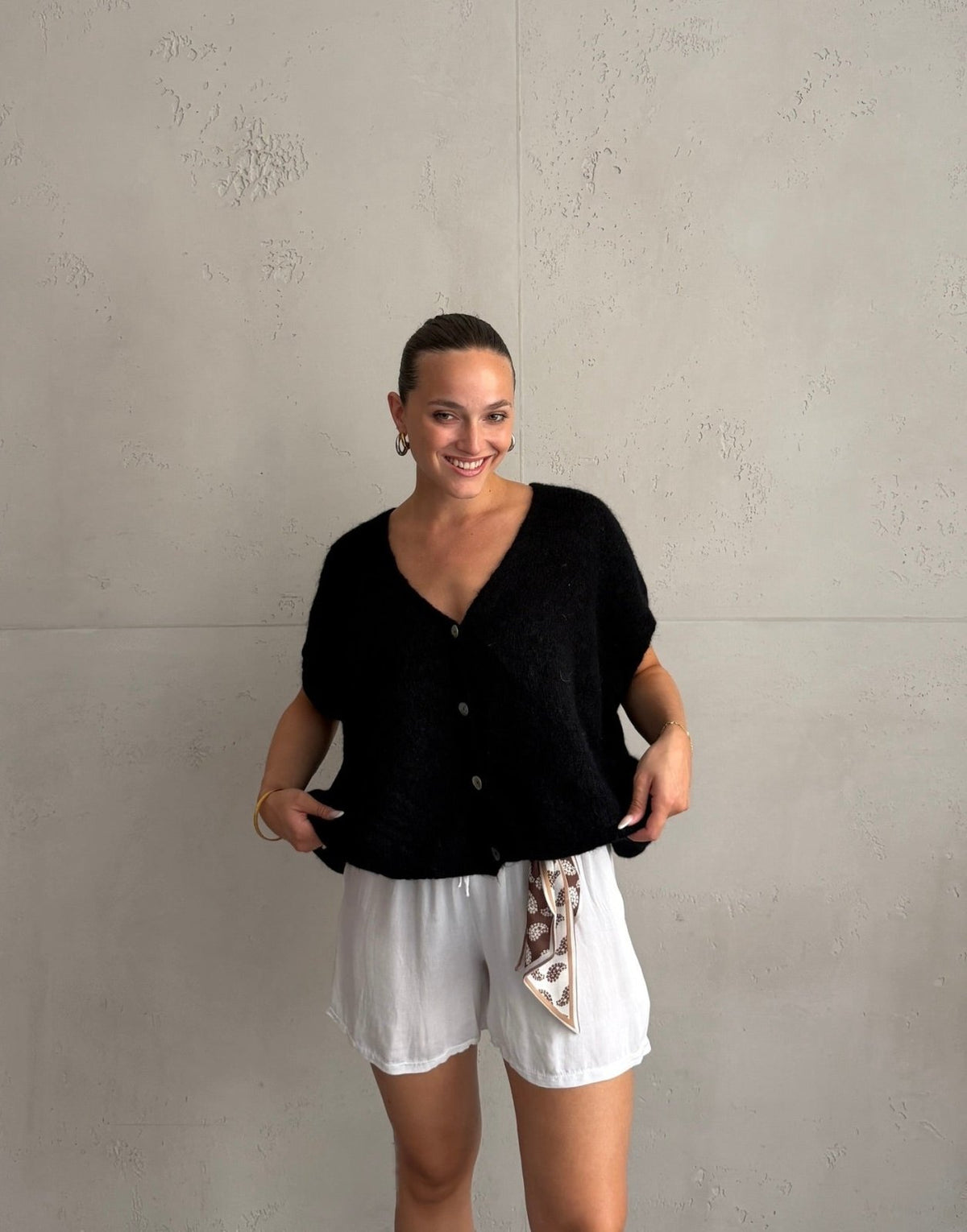 Oversized Pullunder mit Knopfleiste und V-Ausschnitt in Mohair - Switch-Fashion