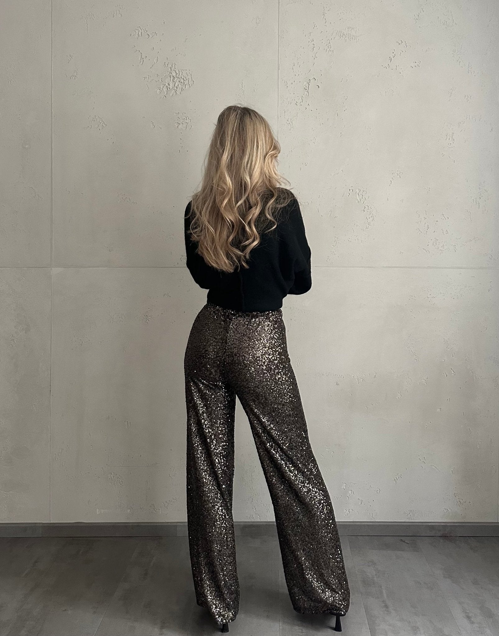 Pailettenhose mit Gold - Details - Switch - Fashion
